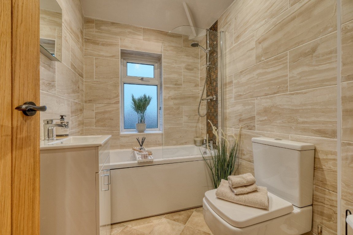 Gilbanks Road Bathroom
