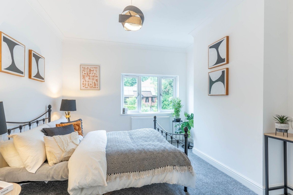 Hewell Road Second Bedroom