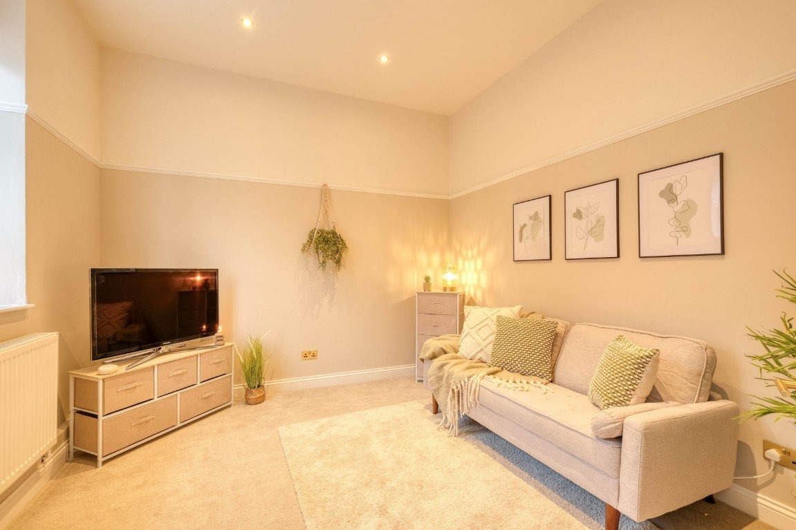 Minton Mews Lounge