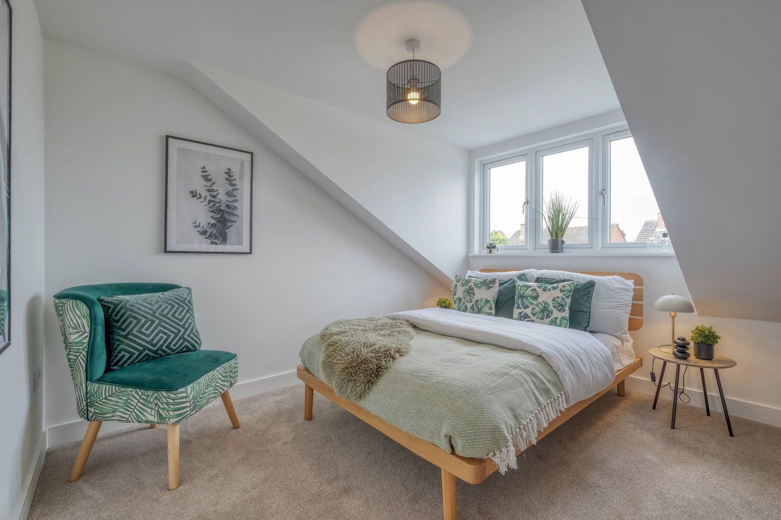 Warwick Close Master Bedroom 2